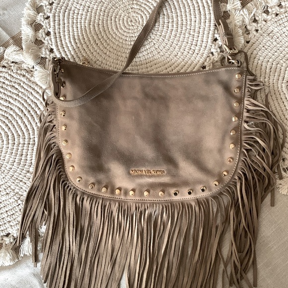 🖤Michael Kores Fringe Hobo Bag🖤 - Picture 2 of 10